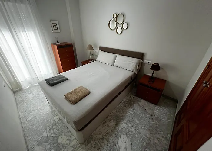 Gemelas De Benjumeda En La Caleta Grupo Ac Gestion Apartman *